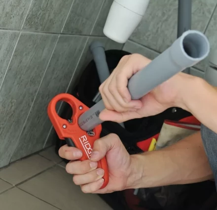 Труборез для пластмассовых  канализационных труб P-TEC 5000  40868 купить в Новом Уренгое