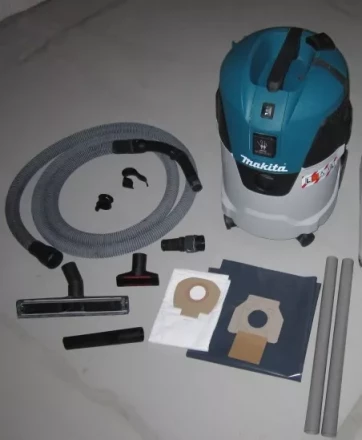 Пылесос промышленный Makita VC2512L купить в Новом Уренгое