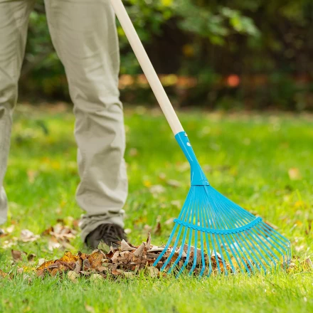 Грабли веерные стальные Palisad, 430 х 1550 мм, 22 плоских зуба, лакированный черенок, Luxe, 617885 купить в Новом Уренгое