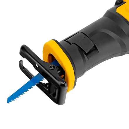 Пила сабельная аккумуляторная CRC-115, 18В Li-Ion Denzel 28465 купить в Новом Уренгое