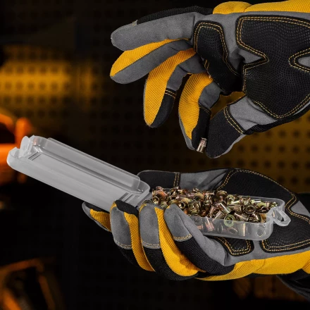 Заклепки резьбовые, стальные, оцинкованные, М4, пластиковый кейс, 140 шт. Denzel 40601 купить в Новом Уренгое