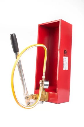 Опрессовочный насос ручной TOR 12 л 5 МПА 1003482 купить в Новом Уренгое