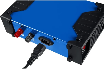 ЗУБР И-ЗП-300, 12/24 В, 100 А, 3-30 А, инверторное зарядно-предпусковое устройство (59323) купить в Новом Уренгое