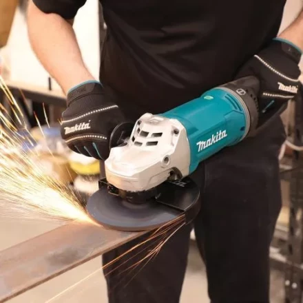Угловая шлифовальная машина Makita GA7071X1 купить в Новом Уренгое