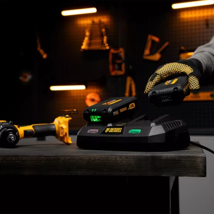 Устройство зарядное для аккумуляторов Denzel IBC-18-3.0-2, Li-Ion, 18В, 3.0 А, для двух батарей 28454 купить в Новом Уренгое