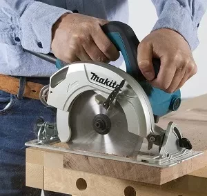 Пила дисковая Makita HS6601J купить в Новом Уренгое