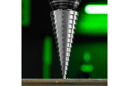 Сверло ступенчатое по металлу Сибртех 723015, 4-6-8-10-12-14-16-18-20-22-24-26-28-30-32 мм, 4241 купить в Новом Уренгое