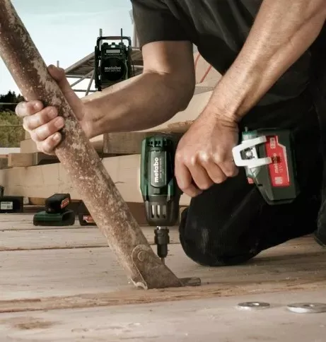 Гайковерт аккумуляторный Metabo SSW 18 LTX 400 купить в Новом Уренгое