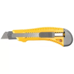 Нож STAYER &quot;STANDARD&quot; с выдвижным сегмент. лезвием, пластмасс. упроч.,18мм 0913