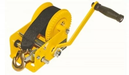 Лебедка ручная LRB 1600, 725 кг, лента 10 м. LB купить в Новом Уренгое