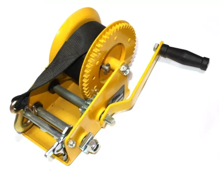 Лебедка ручная LRB 1600, 725 кг, лента 10 м. LB купить в Новом Уренгое