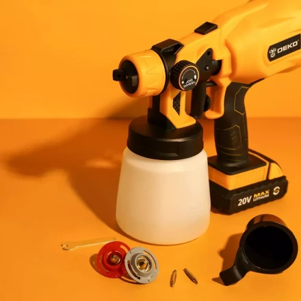 Краскопульт аккумуляторный DKSG20K2 DEKO, 063-4180 купить в Новом Уренгое