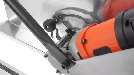 Электрический резчик MESSER BL600 с бесщеточным двигателем (с направляющей шиной) купить в Новом Уренгое