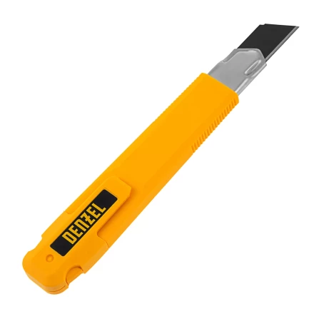 Нож Denzel, 18 мм, сменное лезвие, SK4, метал. направляющая, клипса, нажимной фиксатор, 78940 купить в Новом Уренгое