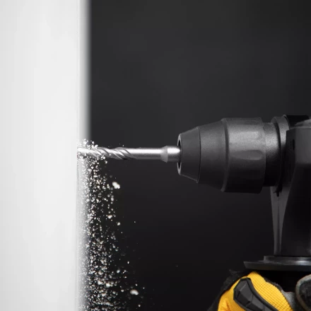 Бур по бетону Denzel, 6 x 110 мм, двойная спираль, три пылеотводящие кромки, 705005 купить в Новом Уренгое