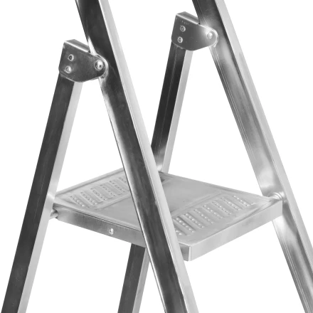 Стремянка Сибртех 97839, 7 ступеней, стальная, оцинкованная купить в Новом Уренгое