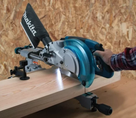 Пила торцовая Makita LS0815FLN купить в Новом Уренгое