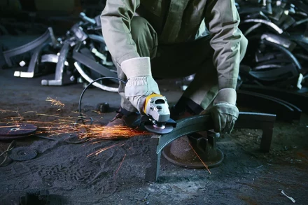 Малая углошлифовальная машина УШМ STGS 7125-RU STANLEY купить в Новом Уренгое