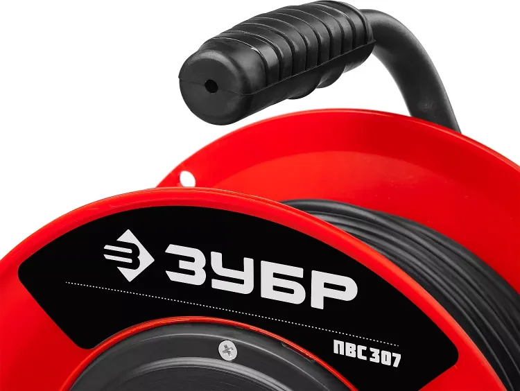 Удлинитель на катушке "ПВС 307", 30 м, 2500 Вт, 4 гнезда, ПВС 3х0,75 кв мм, ЗУБР 55083-30 купить в Новом Уренгое