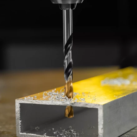 Сверло спиральное по металлу Denzel 6,5 x 93мм, Р6М5, Golden Tip, многогранная заточка, 718279 купить в Новом Уренгое