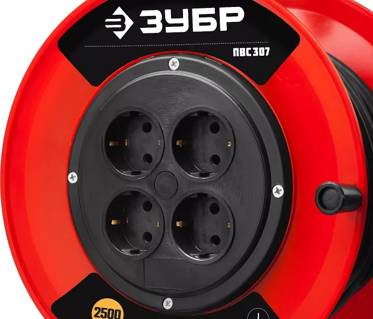 Удлинитель на катушке "ПВС 307", 50 м, 2500 Вт, 4 гнезда, ПВС 3х0,75 кв мм, ЗУБР 55083-50 купить в Новом Уренгое